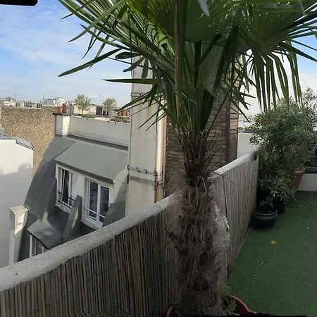 Rooftop Eiffel Tower Two Bedrooms 1200sq Ft Apartment